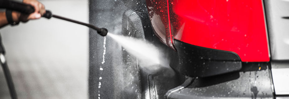 Maak de auto/vrachtwagen/... vlot schoon