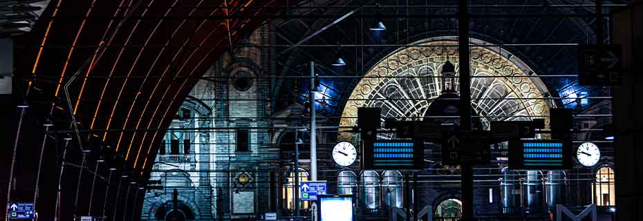 Tout ce dont vous avez besoin pour nettoyer l'entrée d'une gare